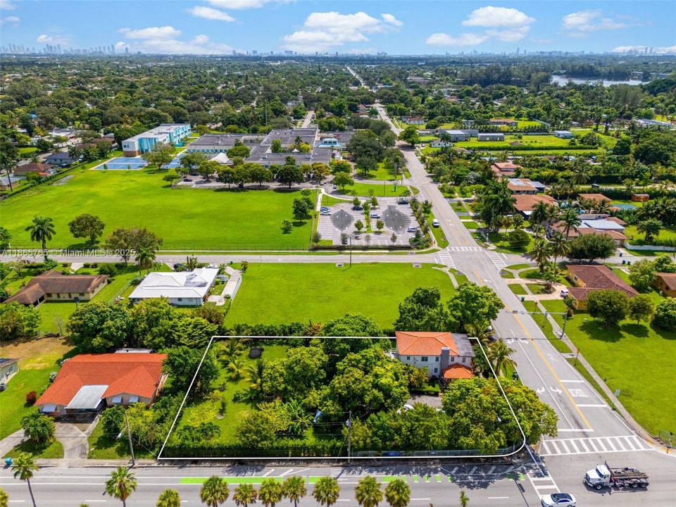 Недавно продано: $875,000 (5 спален, 4 ванн, 2754 Квадратных фут)