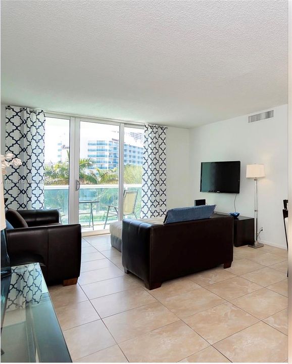 En Renta: $2,500 (1 camas, 1 baños, 812 Pies cuadrados)