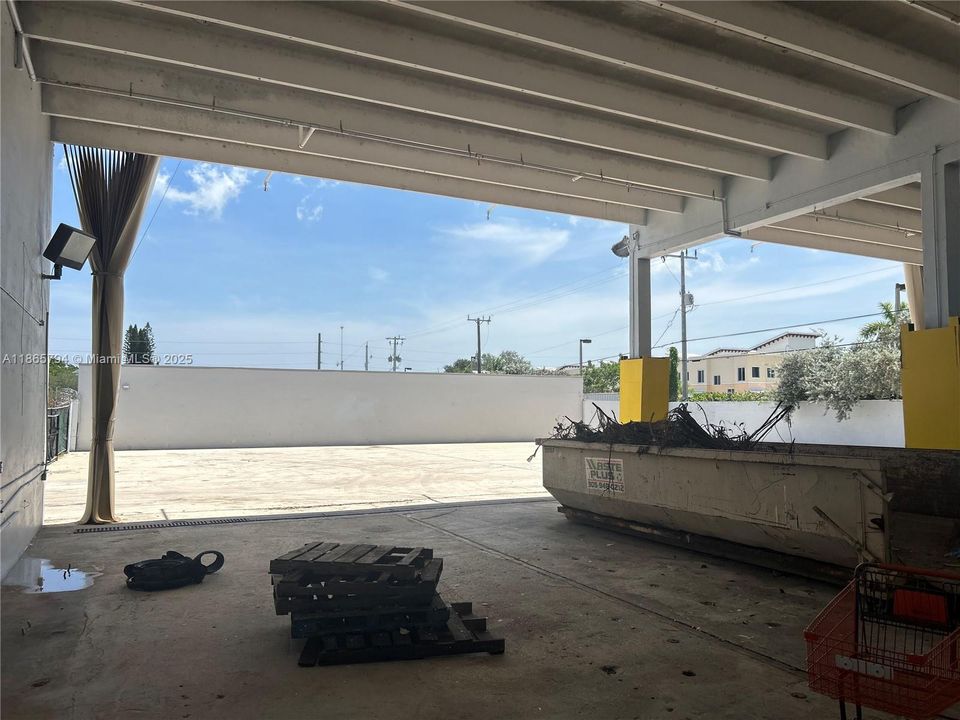 В аренду: $14,000 (0 спален, 0 ванн, 0 Квадратных фут)