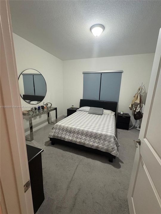 For Sale: $400,000 (3 beds, 2 baths, 1463 Square Feet)