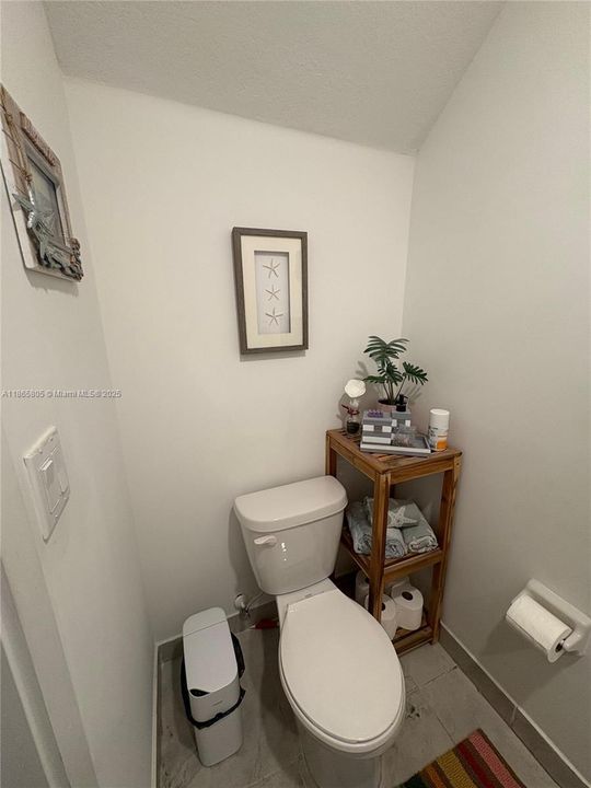 For Sale: $400,000 (3 beds, 2 baths, 1463 Square Feet)