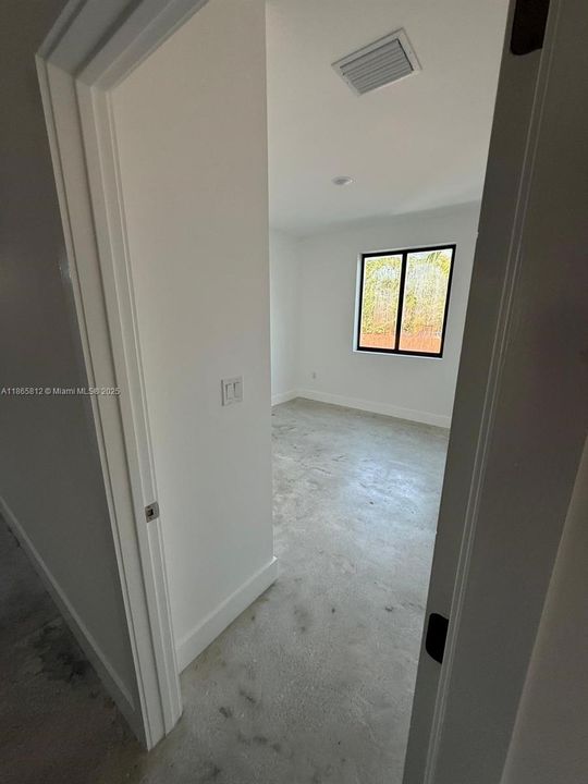 Active With Contract: $3,800 (4 beds, 3 baths, 2223 Square Feet)