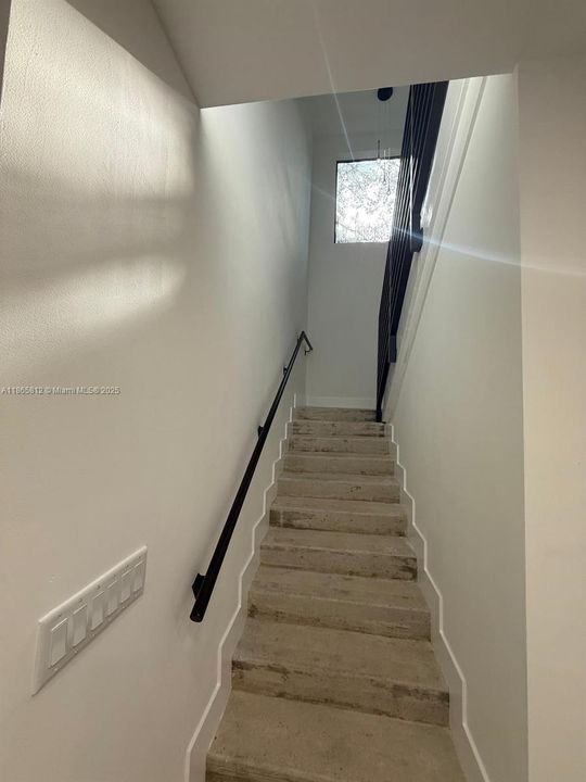 Active With Contract: $3,800 (4 beds, 3 baths, 2223 Square Feet)