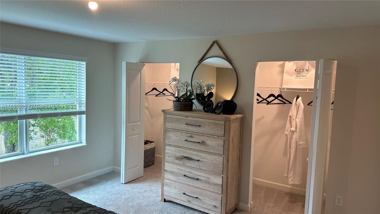 最近租的: $2,800 (3 贝兹, 2 浴室, 1600 平方英尺)