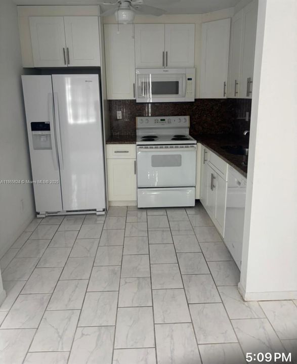 Недавно арендовано: $1,550 (1 спален, 1 ванн, 760 Квадратных фут)