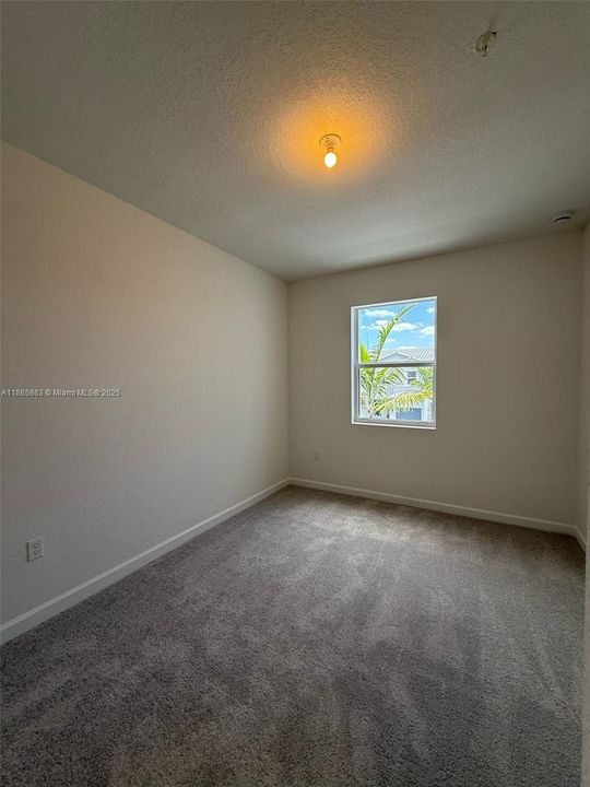 最近租的: $3,400 (3 贝兹, 2 浴室, 0 平方英尺)