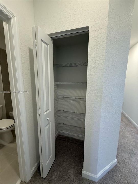 最近租的: $3,400 (3 贝兹, 2 浴室, 0 平方英尺)