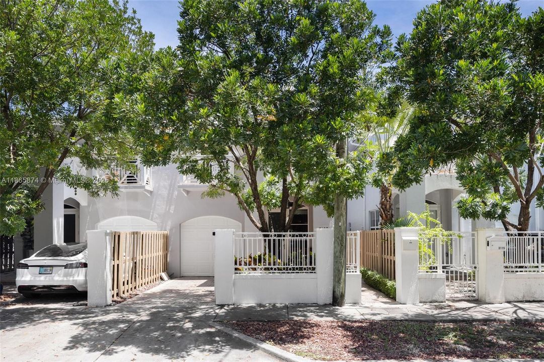 待售: $1,380,000 (3 贝兹, 2 浴室, 2291 平方英尺)