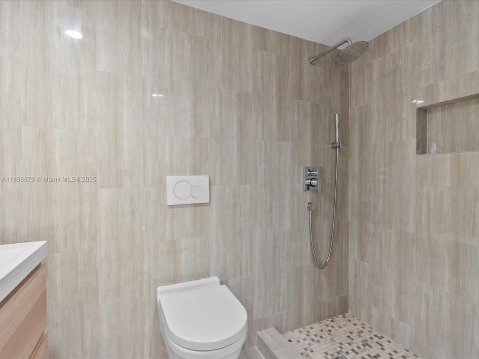 For Sale: $2,990,000 (0 beds, 0 baths, 5964 Square Feet)