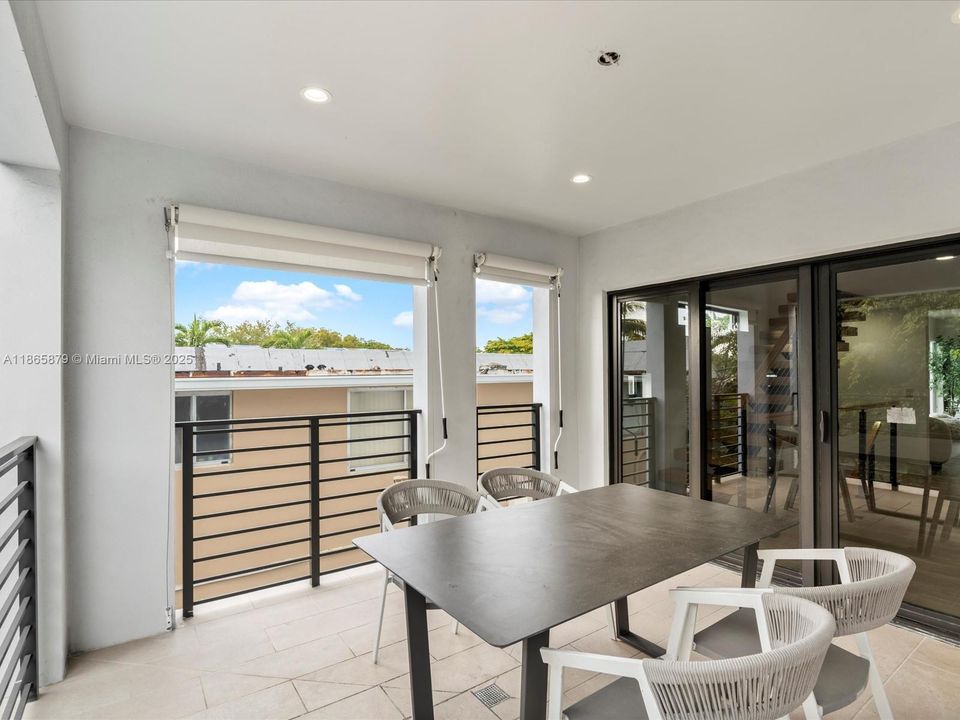 For Sale: $2,990,000 (0 beds, 0 baths, 5964 Square Feet)