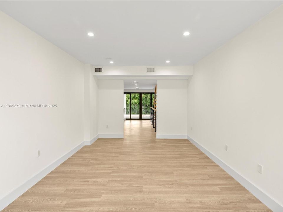 For Sale: $2,990,000 (0 beds, 0 baths, 5964 Square Feet)