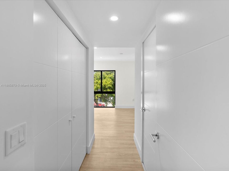 For Sale: $2,990,000 (0 beds, 0 baths, 5964 Square Feet)