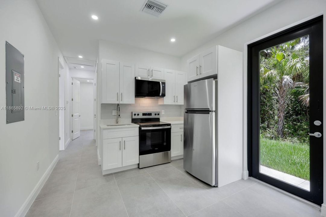 待售: $525,000 (4 贝兹, 4 浴室, 0 平方英尺)