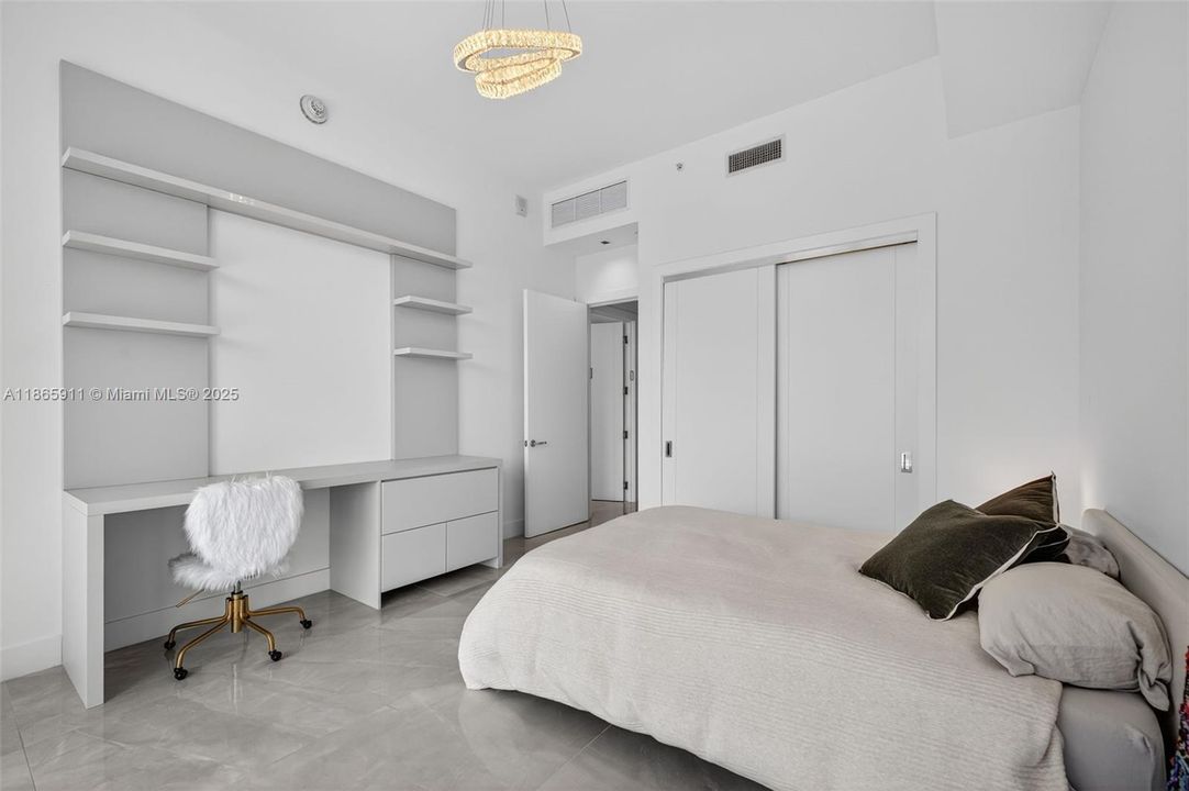 На продажу: $6,500,000 (4 спален, 5 ванн, 3252 Квадратных фут)