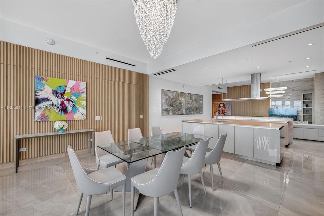 На продажу: $6,500,000 (4 спален, 5 ванн, 3252 Квадратных фут)