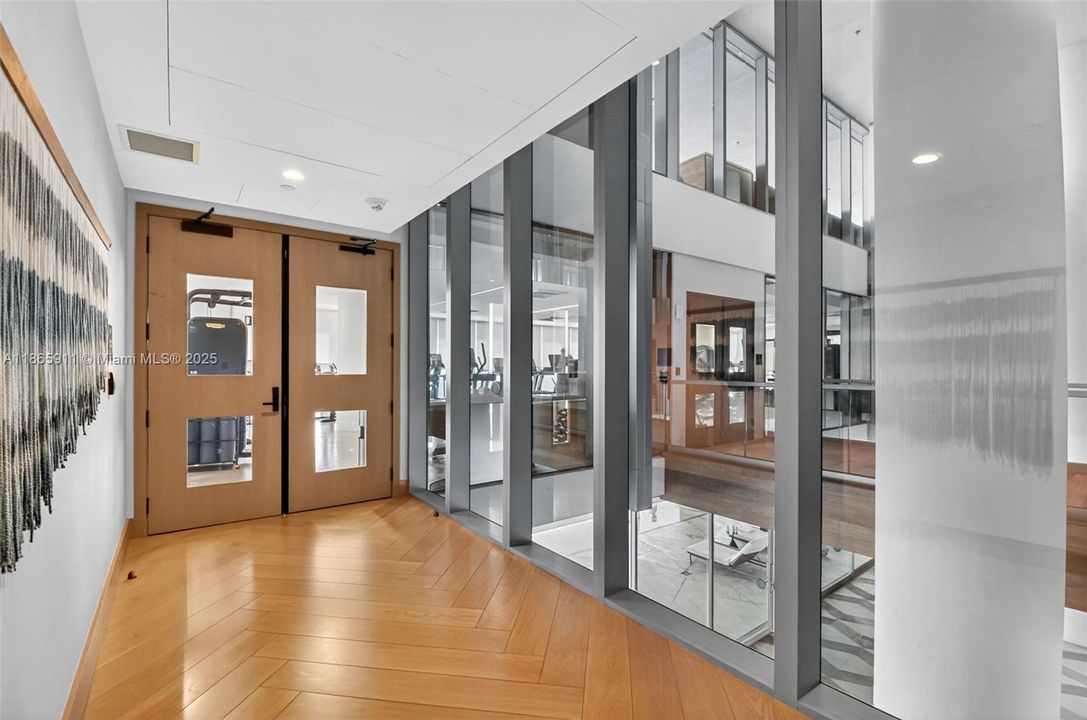 На продажу: $6,500,000 (4 спален, 5 ванн, 3252 Квадратных фут)