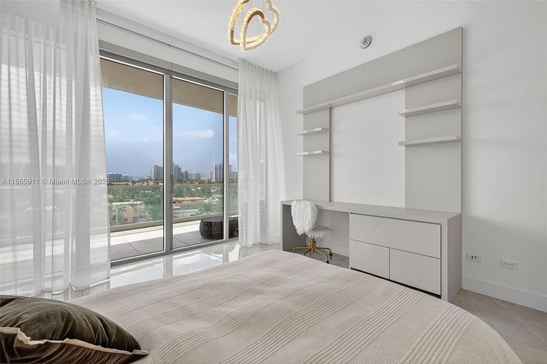 На продажу: $6,500,000 (4 спален, 5 ванн, 3252 Квадратных фут)