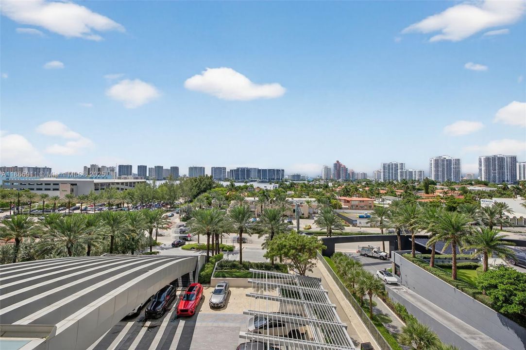 На продажу: $6,500,000 (4 спален, 5 ванн, 3252 Квадратных фут)