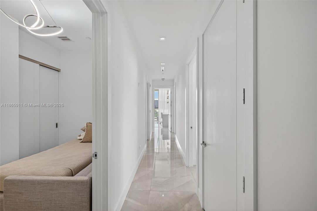 На продажу: $6,500,000 (4 спален, 5 ванн, 3252 Квадратных фут)