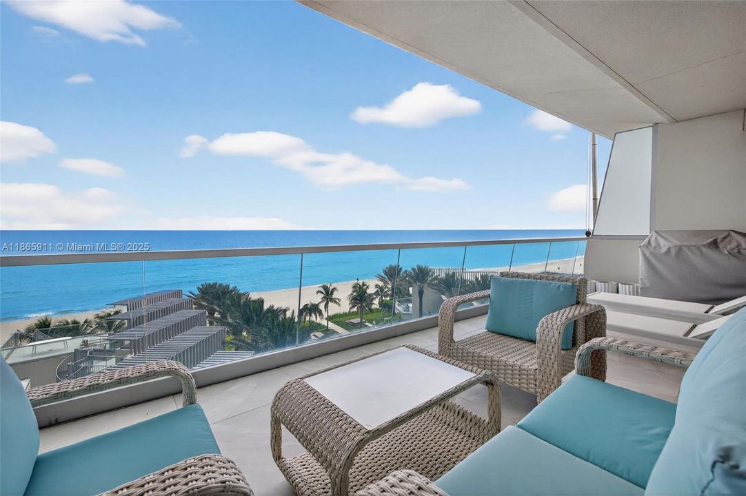 На продажу: $6,500,000 (4 спален, 5 ванн, 3252 Квадратных фут)