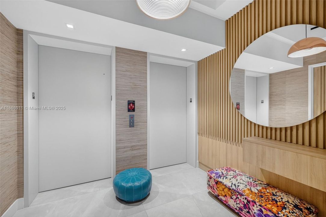 На продажу: $6,500,000 (4 спален, 5 ванн, 3252 Квадратных фут)