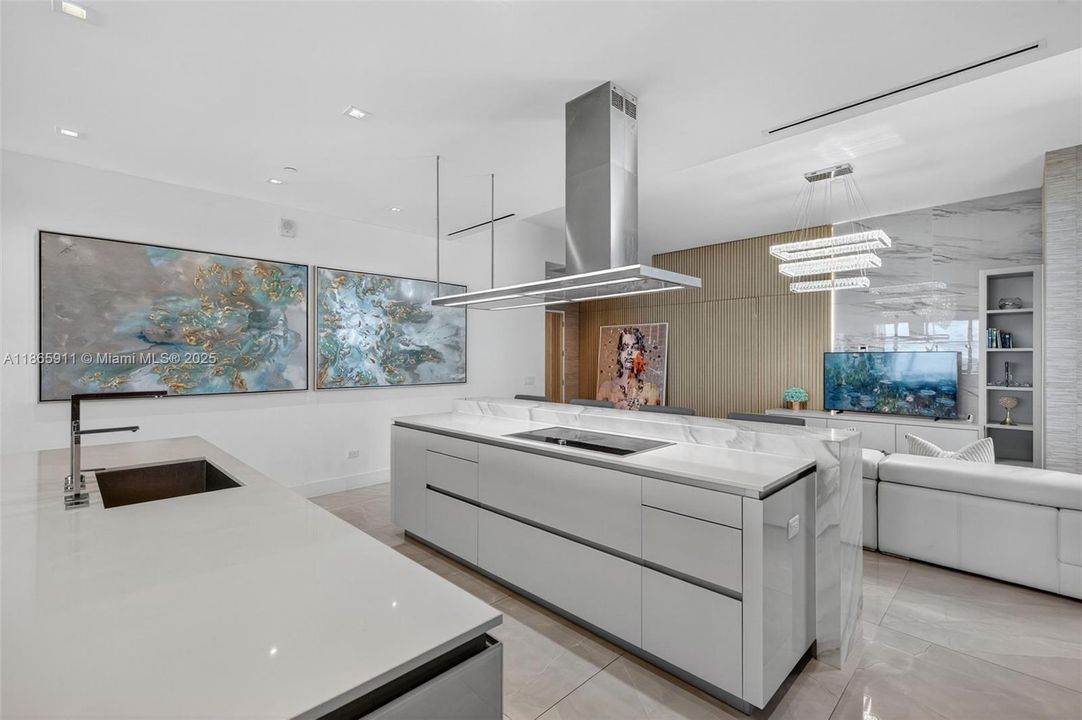 На продажу: $6,500,000 (4 спален, 5 ванн, 3252 Квадратных фут)