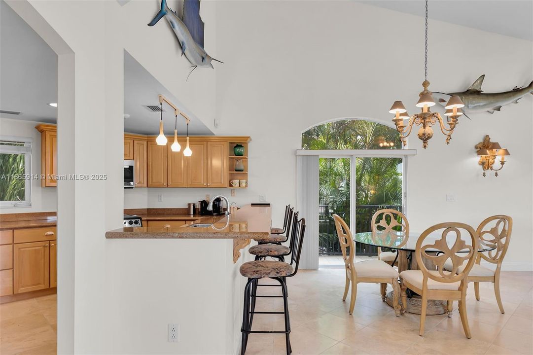 Recently Sold: $3,790,000 (4 beds, 3 baths, 4204 Square Feet)