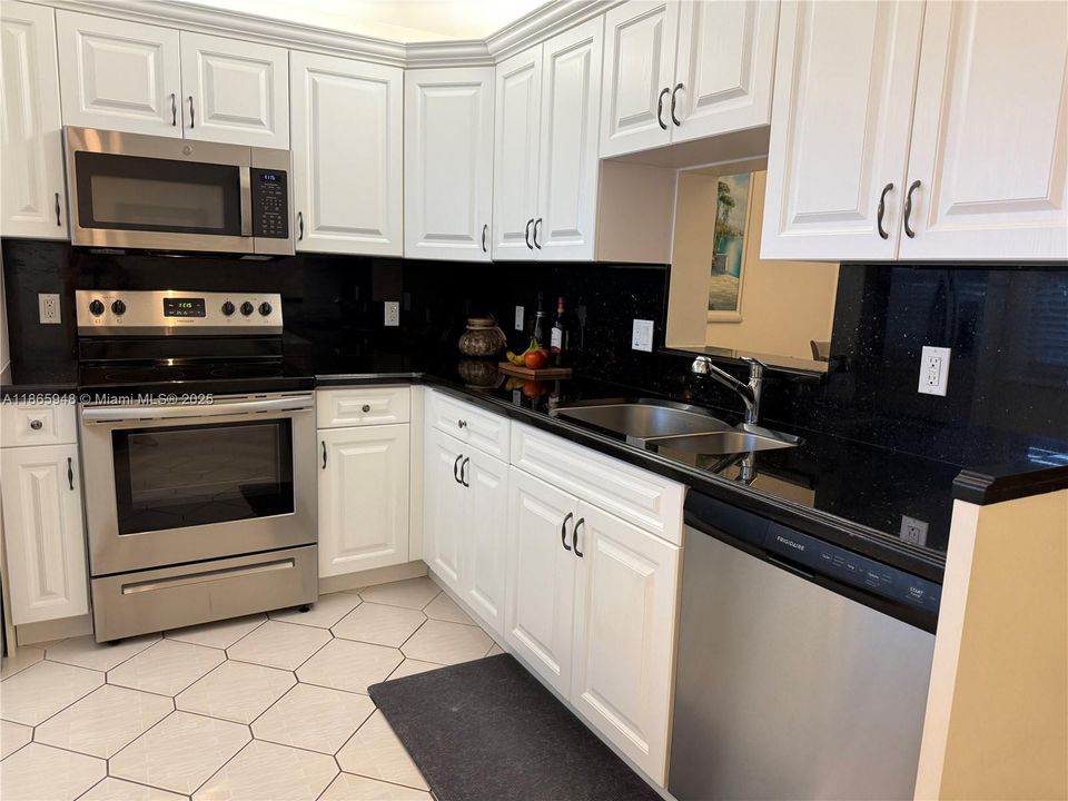 En Venta: $129,999 (2 camas, 2 baños, 1156 Pies cuadrados)
