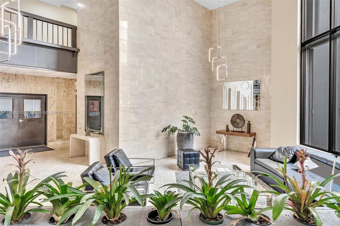 待售: $199,000 (1 贝兹, 1 浴室, 766 平方英尺)