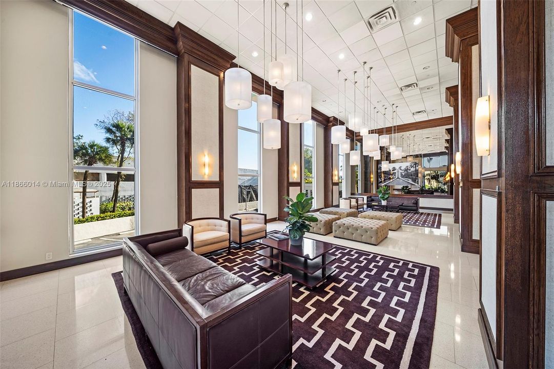 待售: $635,000 (1 贝兹, 1 浴室, 950 平方英尺)