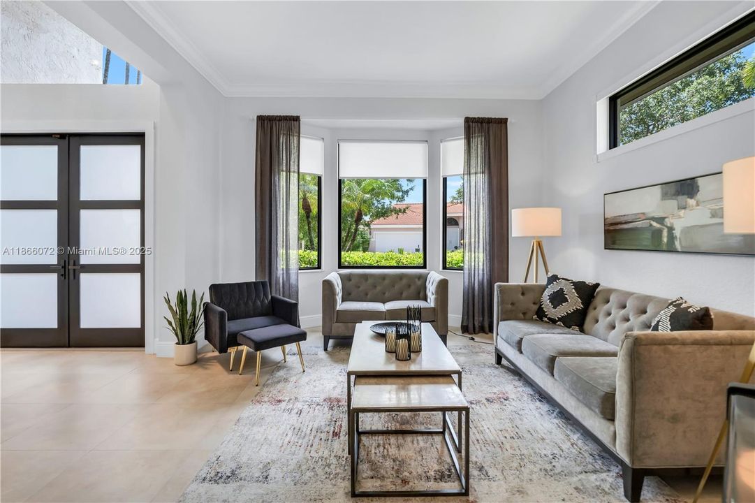 For Sale: $1,198,000 (5 beds, 4 baths, 3927 Square Feet)