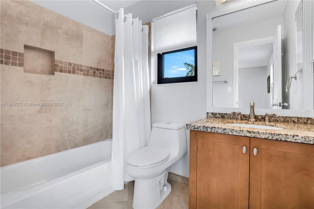 For Sale: $1,198,000 (5 beds, 4 baths, 3927 Square Feet)