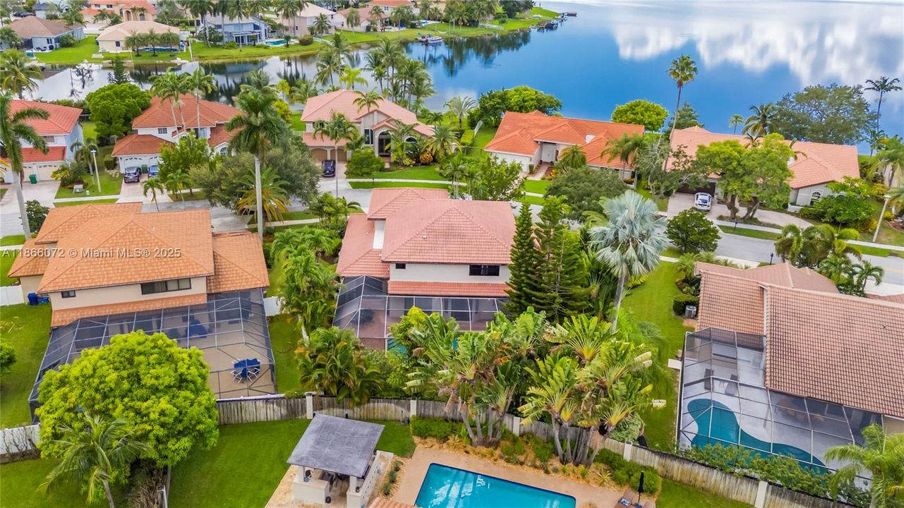 For Sale: $1,198,000 (5 beds, 4 baths, 3927 Square Feet)