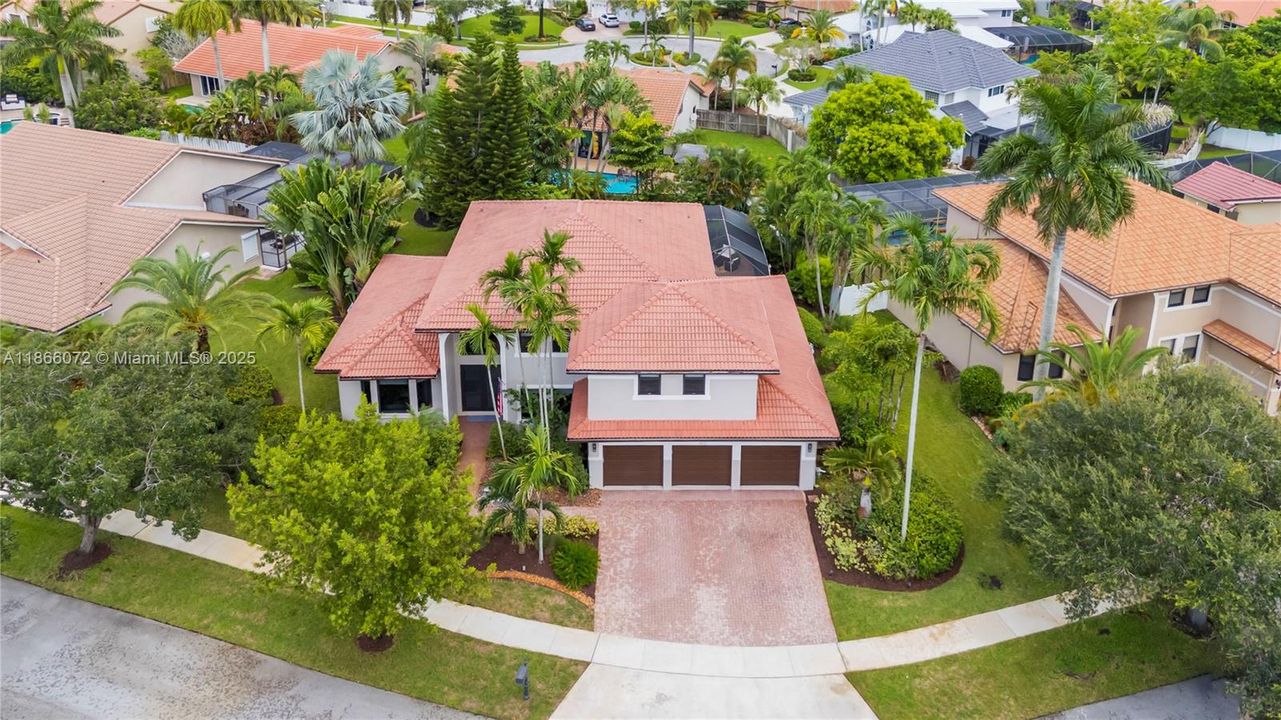 For Sale: $1,198,000 (5 beds, 4 baths, 3927 Square Feet)