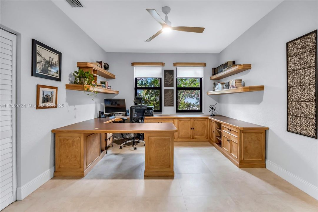 For Sale: $1,198,000 (5 beds, 4 baths, 3927 Square Feet)