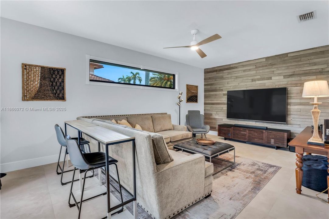 For Sale: $1,198,000 (5 beds, 4 baths, 3927 Square Feet)