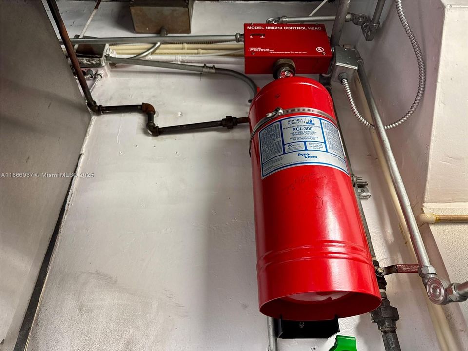 На продажу: $85,000 (0 спален, 0 ванн, 0 Квадратных фут)