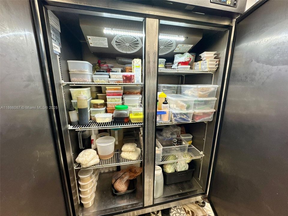 На продажу: $85,000 (0 спален, 0 ванн, 0 Квадратных фут)