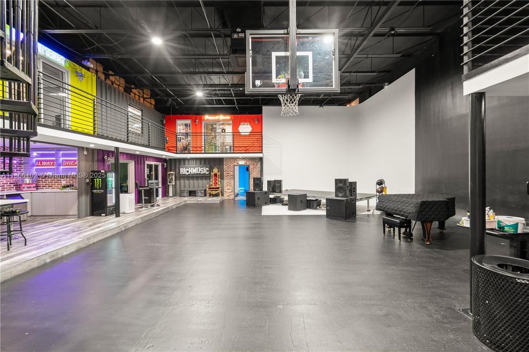 В аренду: $45 (0 спален, 0 ванн, 0 Квадратных фут)