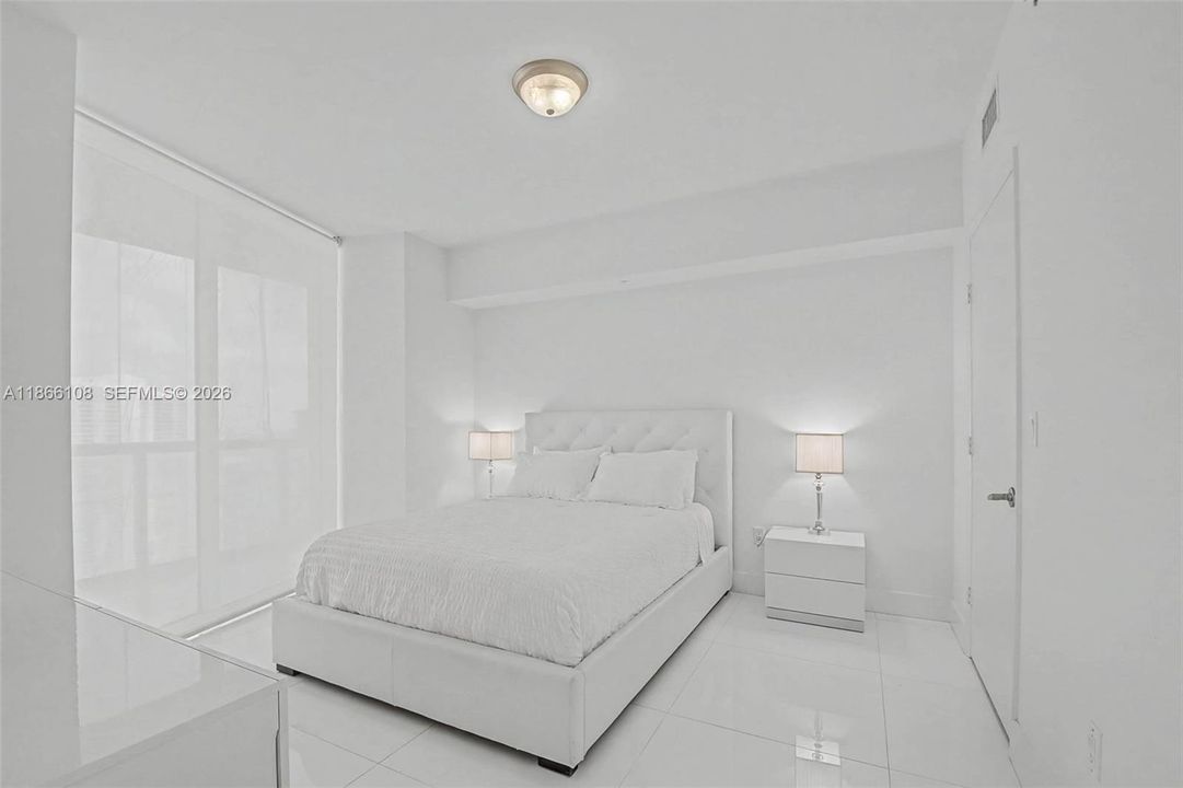 For Sale: $960,000 (2 beds, 2 baths, 1500 Square Feet)