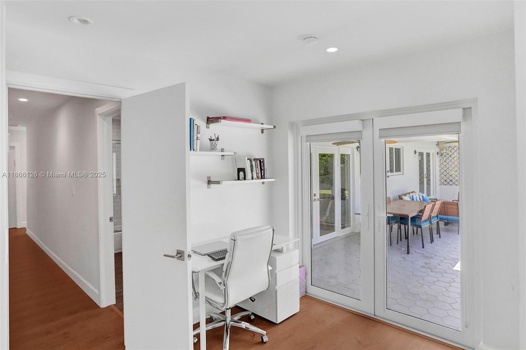 Recientemente alquilado: $6,800 (4 camas, 3 baños, 2282 Pies cuadrados)