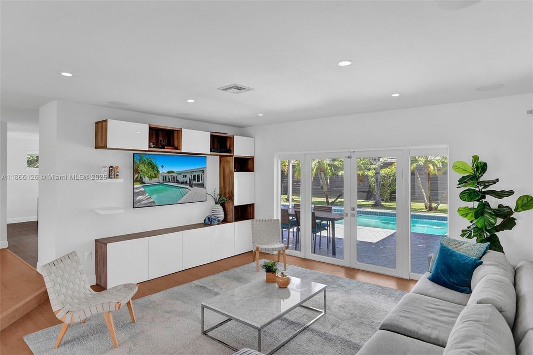 Recientemente alquilado: $6,800 (4 camas, 3 baños, 2282 Pies cuadrados)