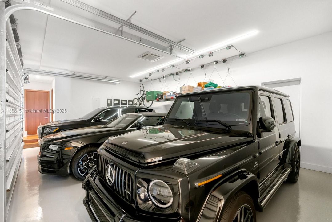 En Venta: $13,950,000 (4 camas, 4 baños, 5401 Pies cuadrados)