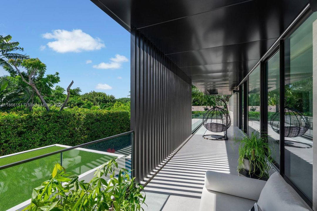 En Venta: $13,950,000 (4 camas, 4 baños, 5401 Pies cuadrados)