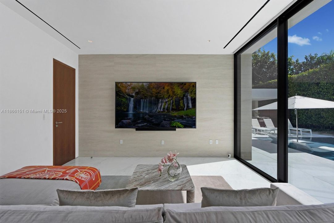 En Venta: $13,950,000 (4 camas, 4 baños, 5401 Pies cuadrados)