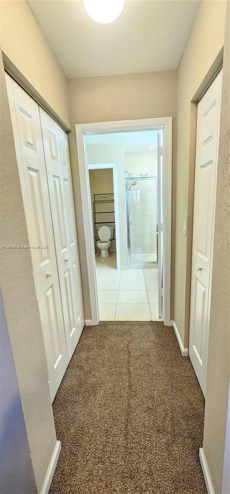 En Venta: $290,000 (3 camas, 2 baños, 1379 Pies cuadrados)