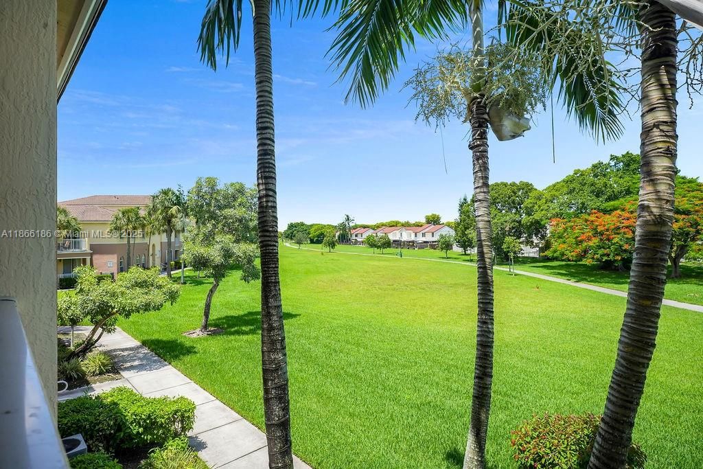 待售: $430,000 (3 贝兹, 2 浴室, 1445 平方英尺)