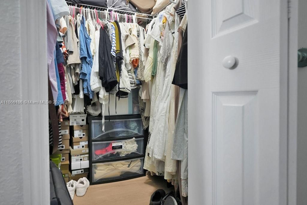 待售: $430,000 (3 贝兹, 2 浴室, 1445 平方英尺)