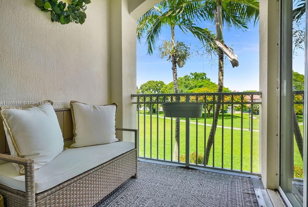 待售: $430,000 (3 贝兹, 2 浴室, 1445 平方英尺)