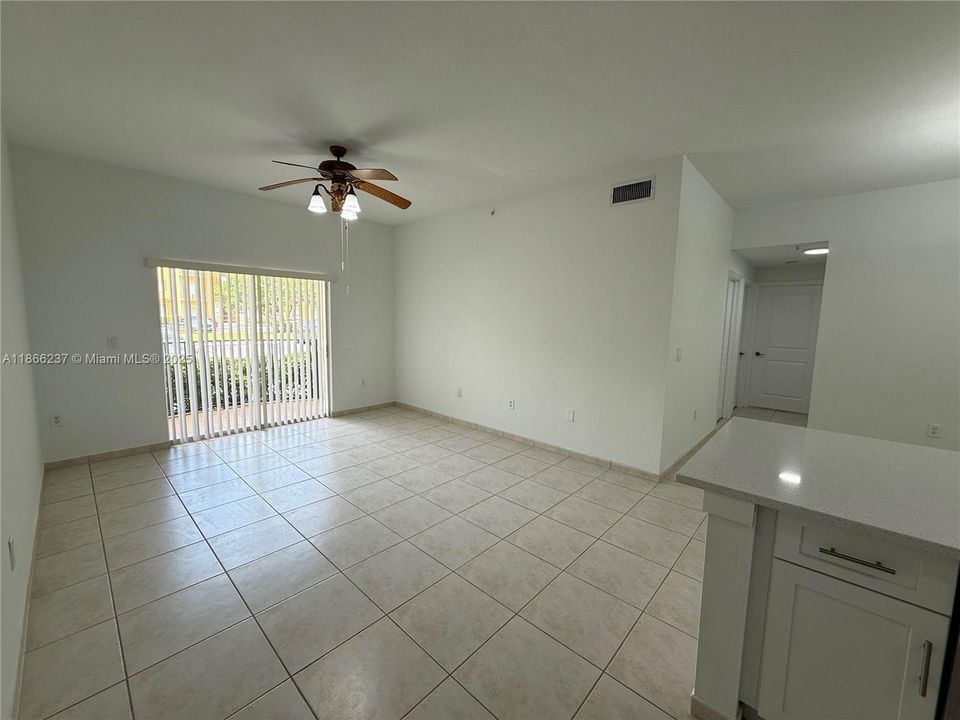 Recently Rented: $2,875 (3 beds, 2 baths, 1109 Square Feet)